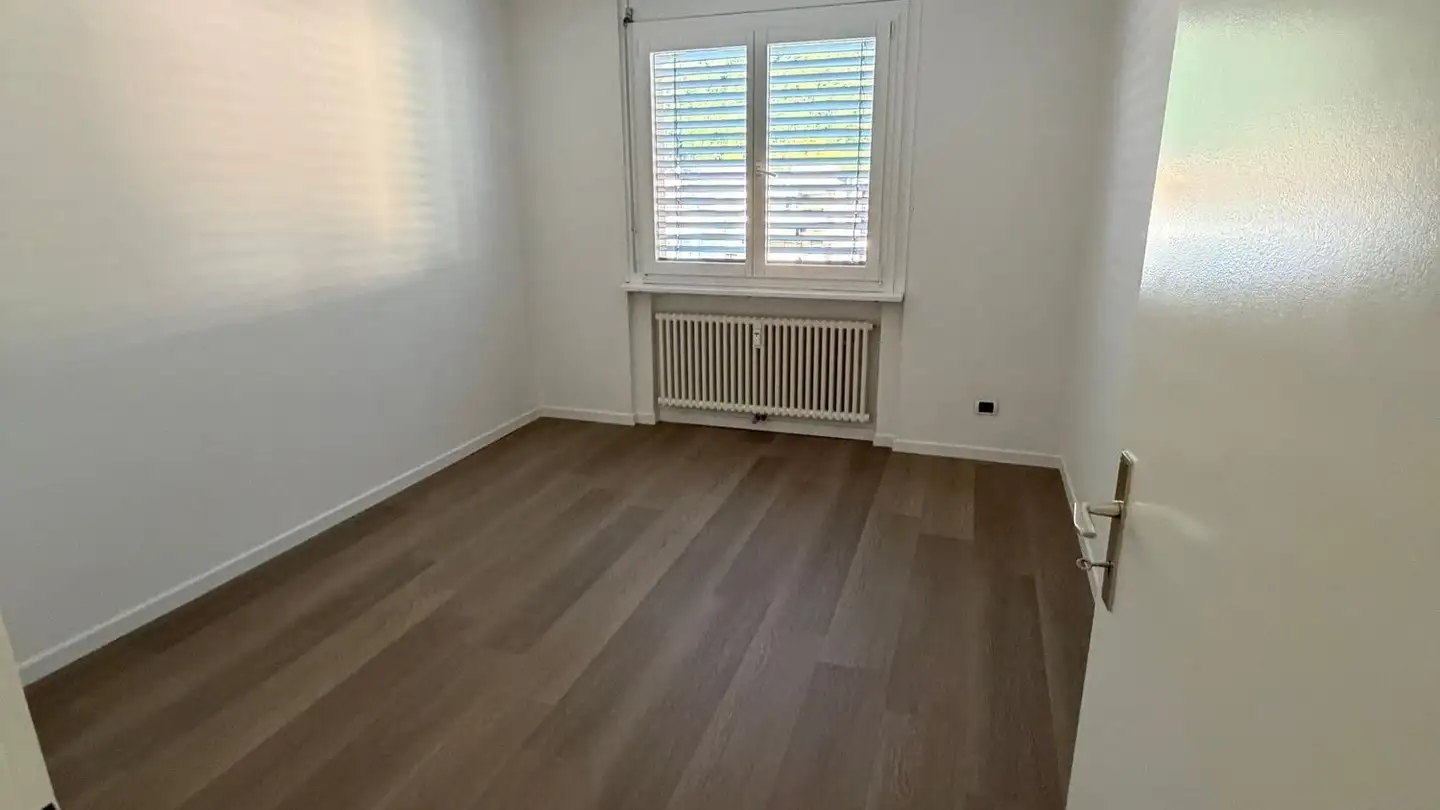 Dachgeschosswohnung mieten - Viale A. Sartori, 6512 Giubiasco - Foto 4