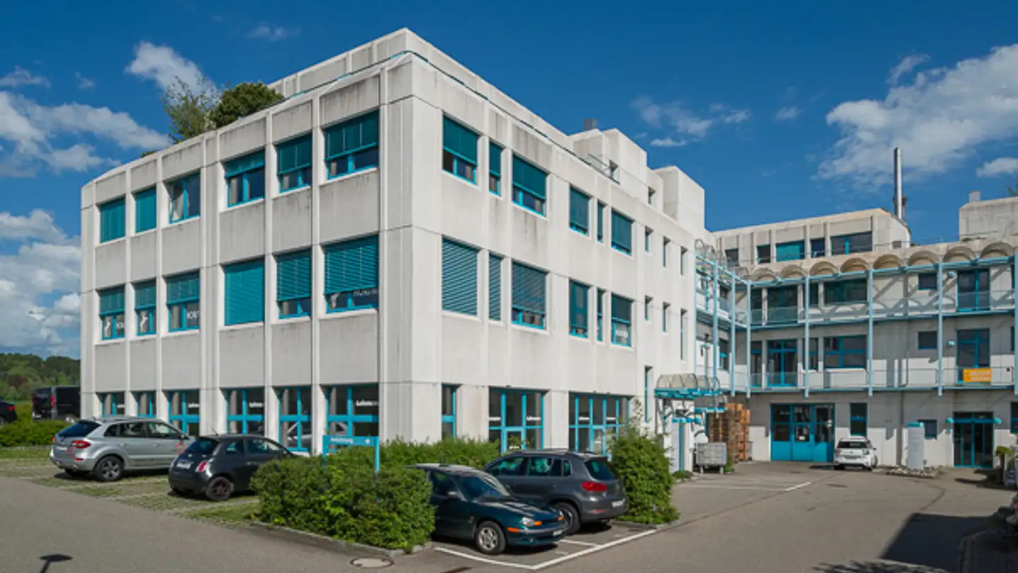 Outdoor parking space for rent - Allmendstrasse 6, 8320 Fehraltorf