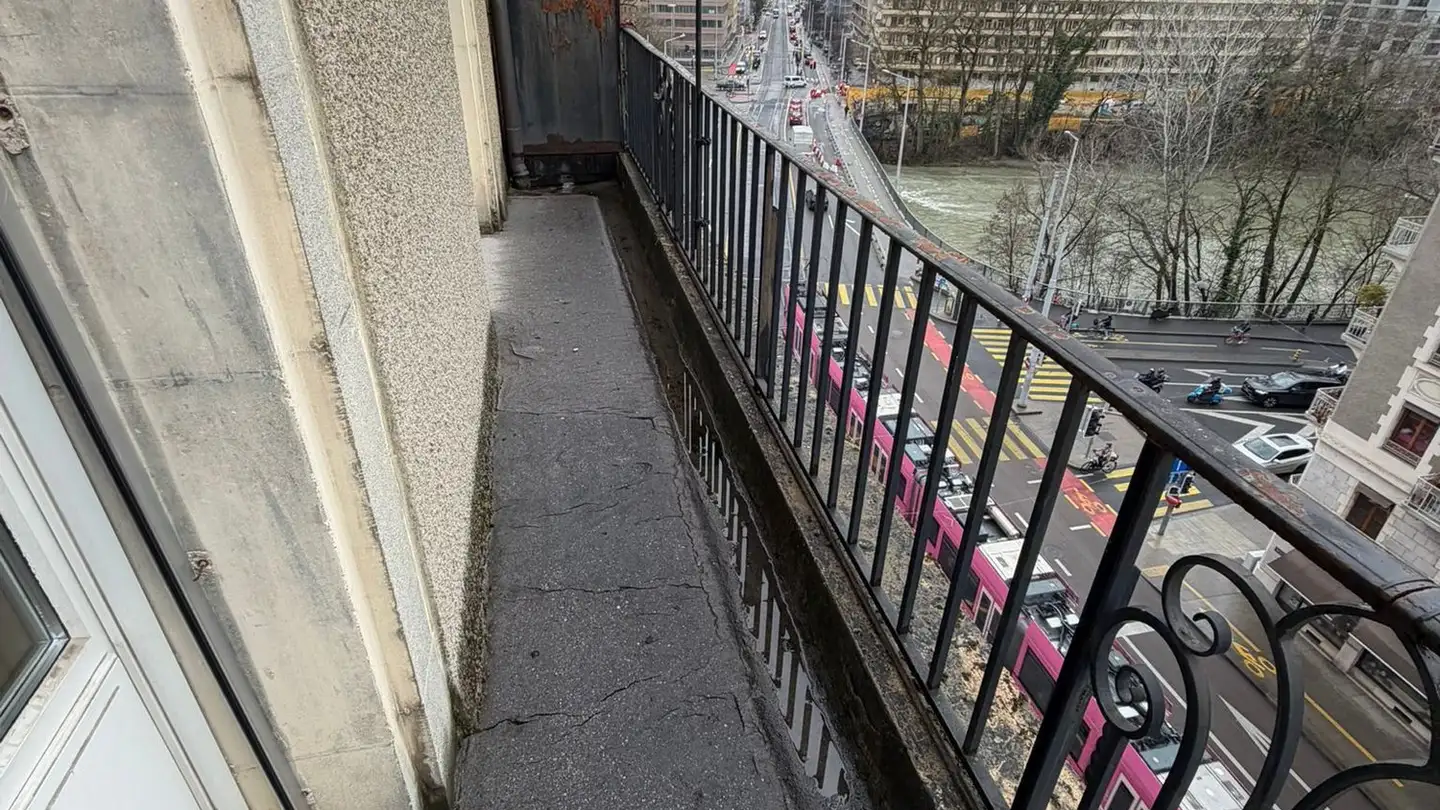 Apartment for rent - Boulevard du Pont-d'Arve, 1205 Genève - Photo 2