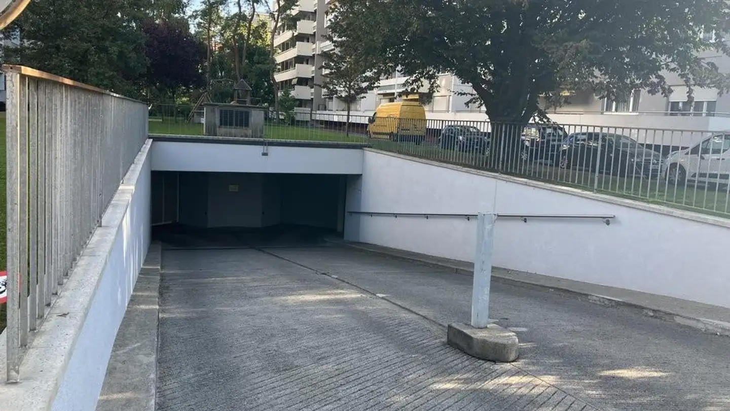 Garage individuel à louer - Chemin Des Crêts-De-Champel 21, 1206 Genève