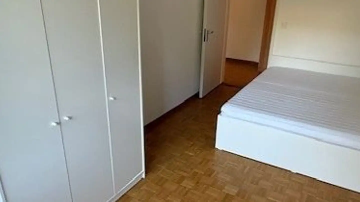 Chambre à louer - 8121 Benglen