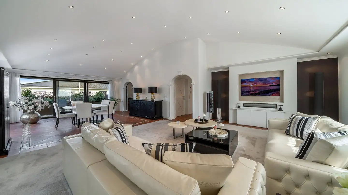 Penthouse for sale - 8853 Lachen SZ