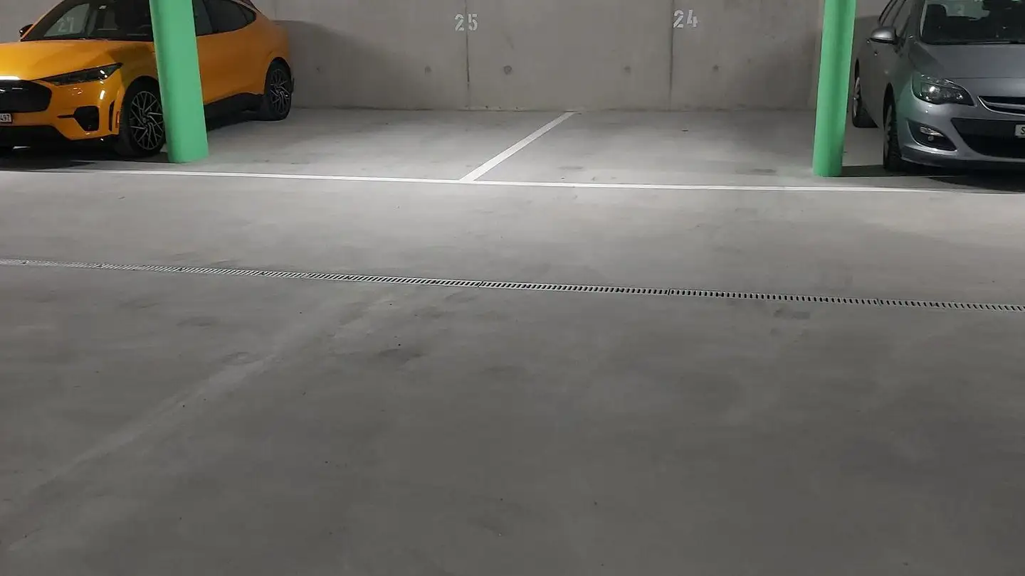 Underground parking space for rent - Marktstrasse 6, 8890 Flums