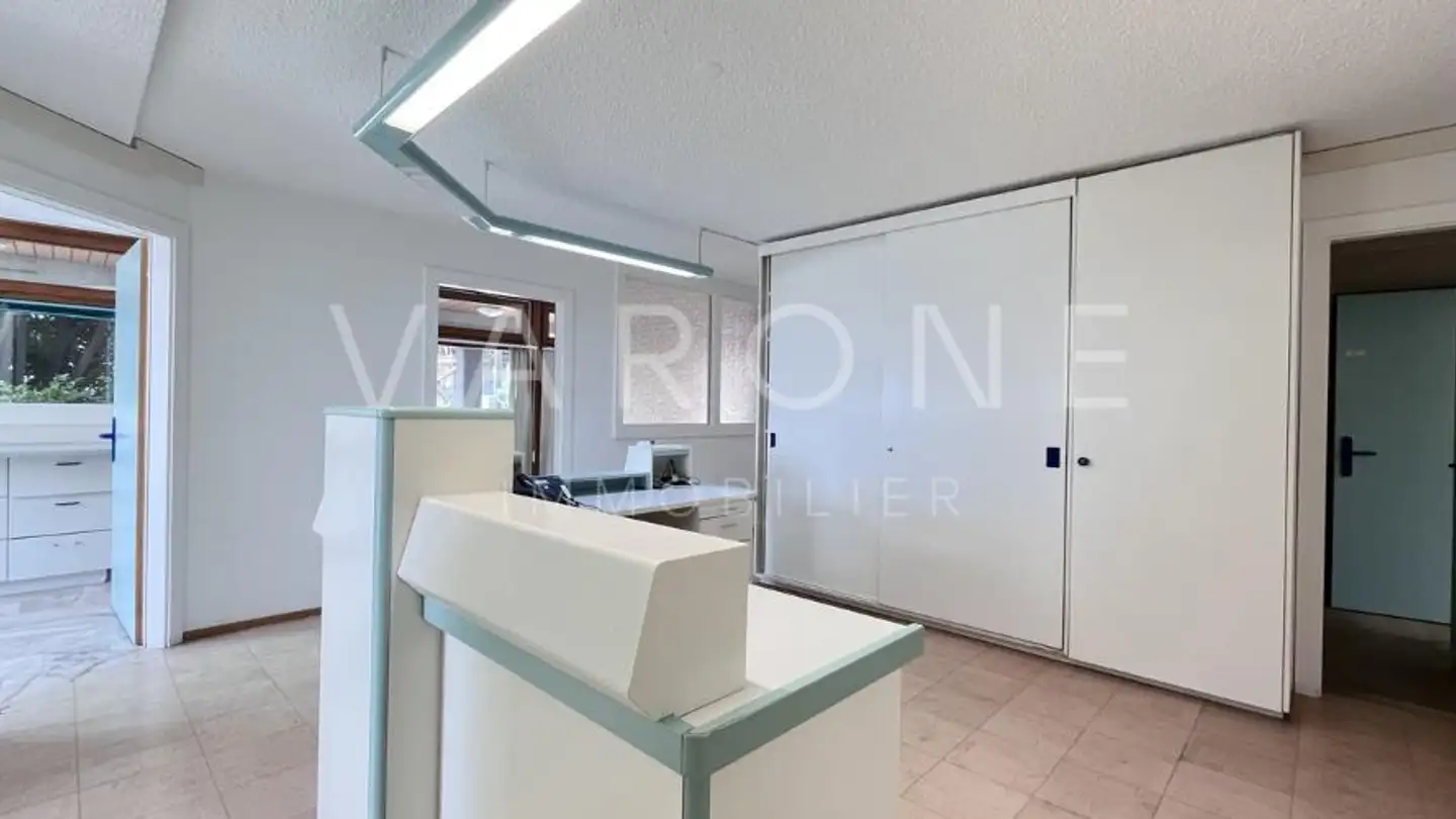 Mixed-use building for sale - Rue De Plandodin 45, 1965 Savièse