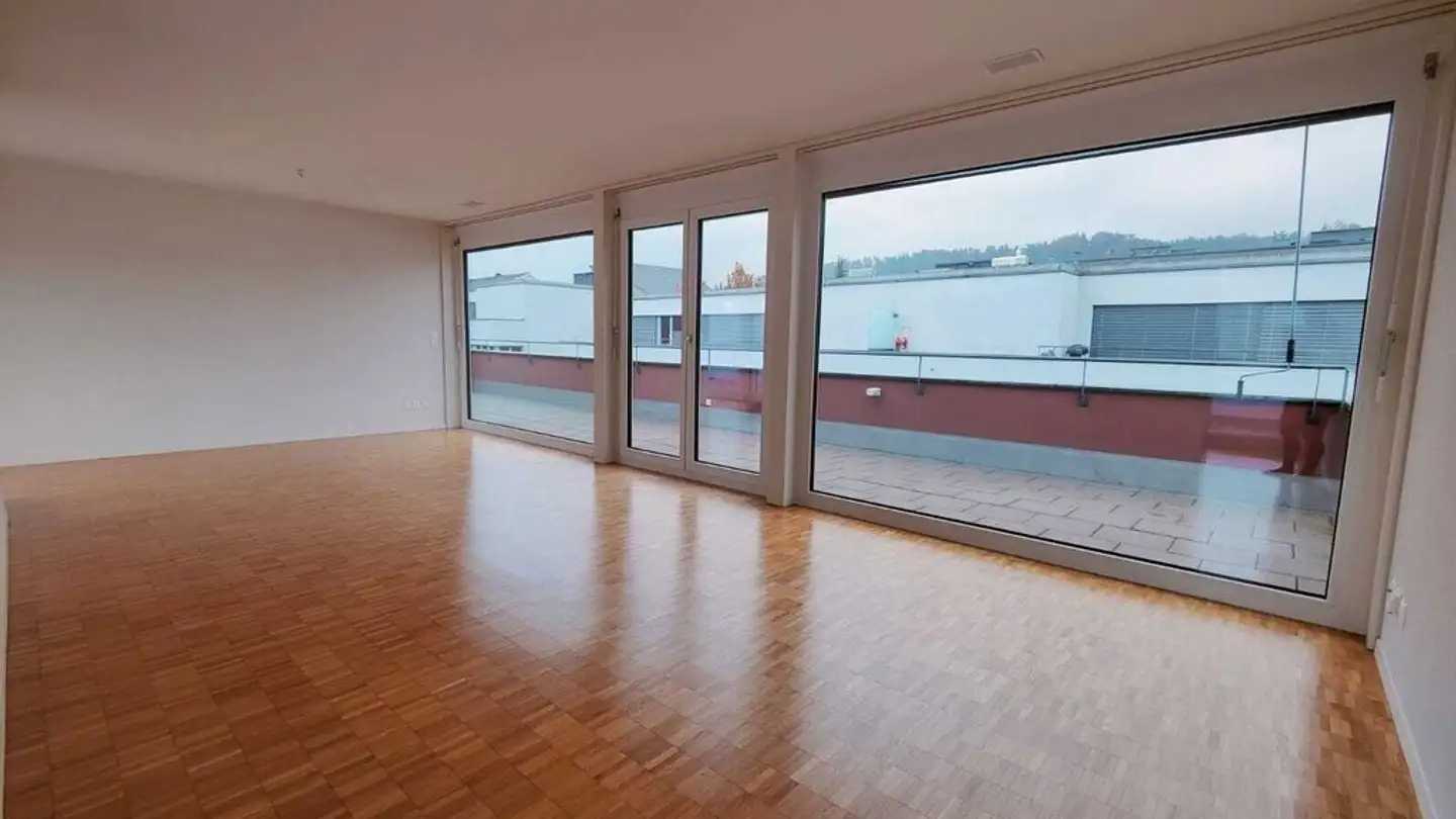 Loft à louer - Unterdorfstrasse, 8117 Fällanden - Photo 2
