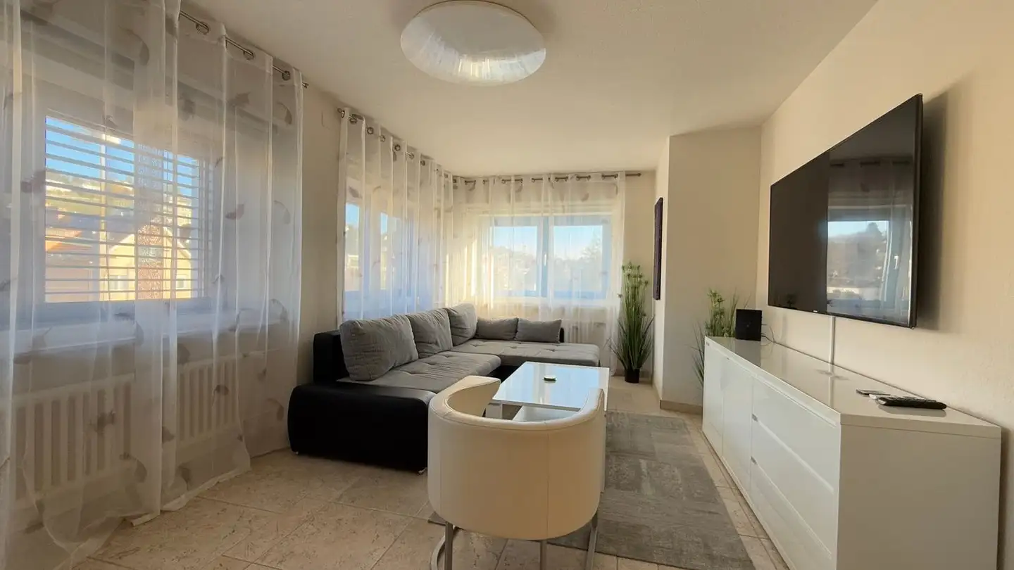 Attique à louer - Freihofstrasse 20, 8700 Küsnacht ZH - Photo 2