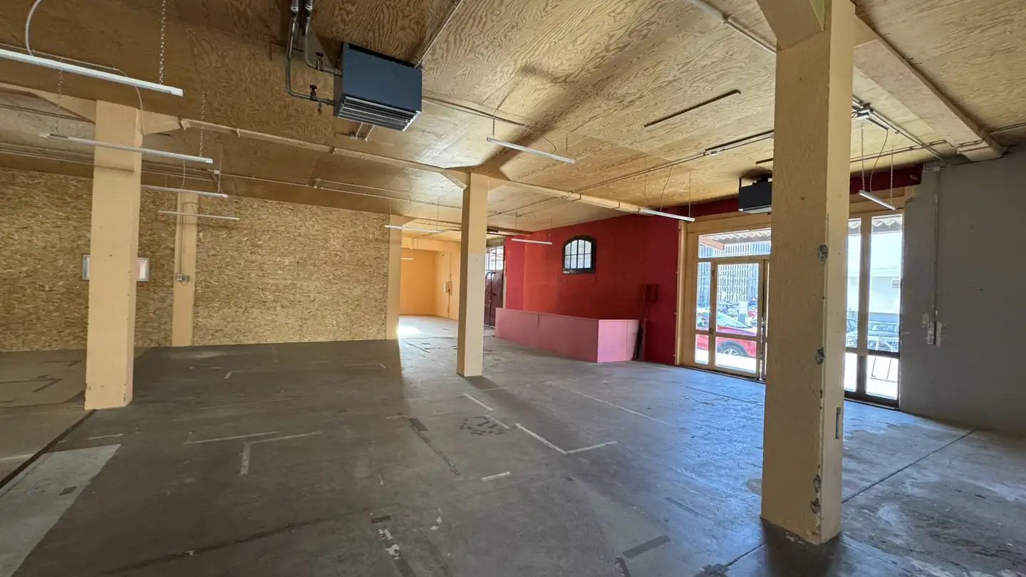 Geschäft mieten - Cour De La Gare, 1950 Sion - Foto 2