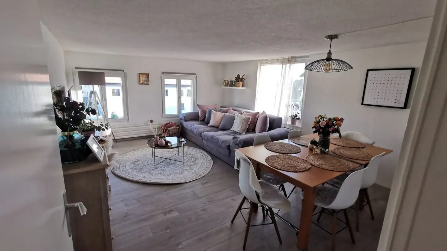 Apartment for rent - 1565 Vallon - Photo 2