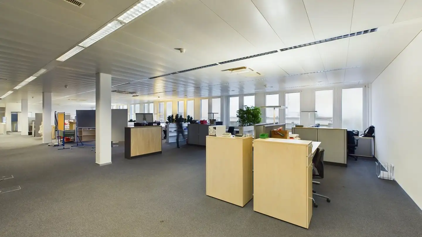 Commerciale in affitto - Riedstrasse 8, 6330 Cham - Photo 4