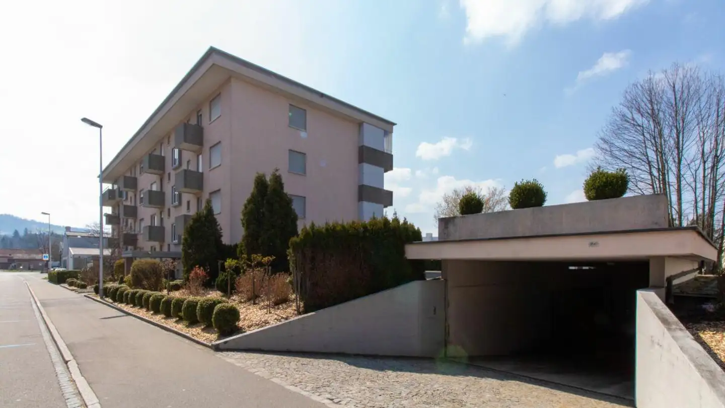 Tiefgaragenstellplatz mieten - Mooswiesstrasse, 9200 Gossau SG