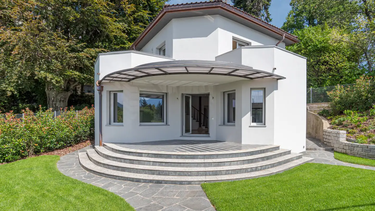 Einfamilienhaus mieten - 6942 Savosa
