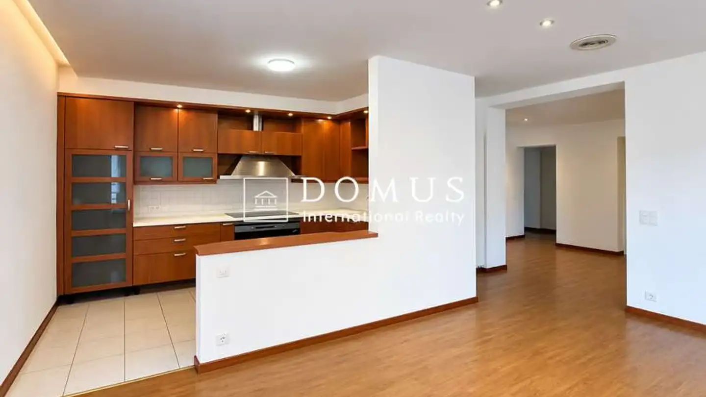 Apartment for rent - Via Emilio Bossi 30, 6830 Chiasso - Photo 4