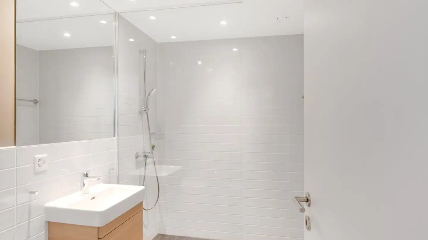 Studio for rent - Im Sihlhof 2, 8134 Adliswil - Photo 2