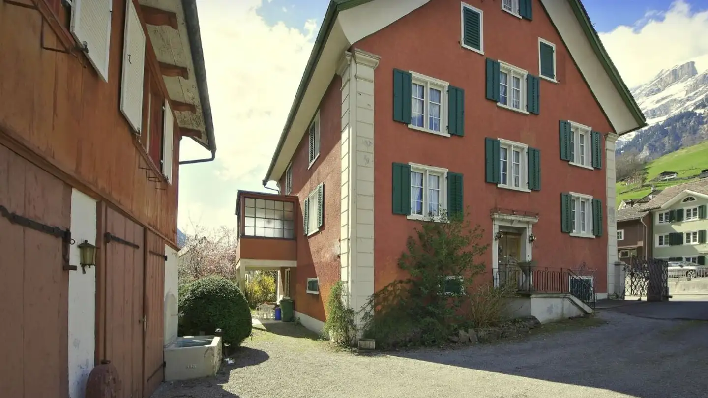 Casa singola in vendita - Hauptstrasse 10, 8756 Mitlödi