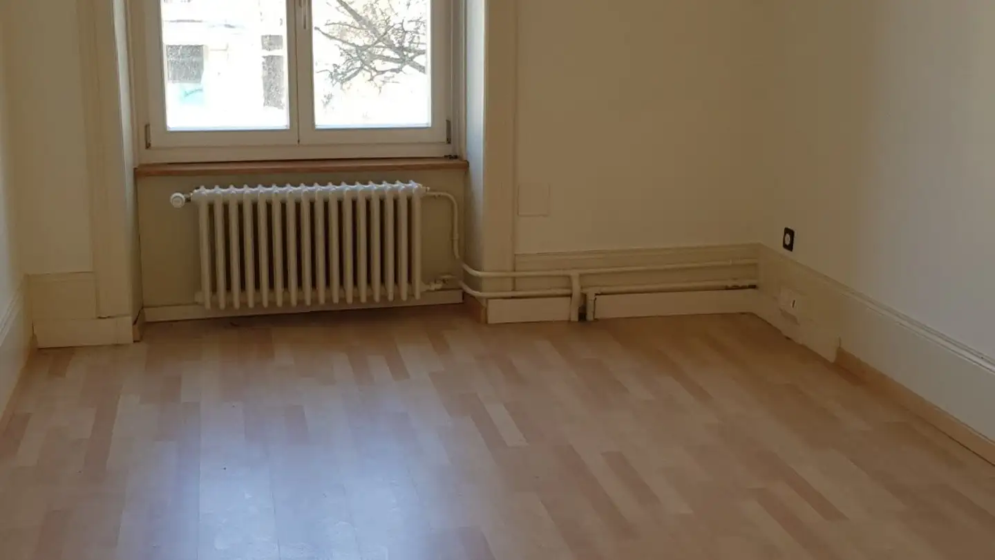 Bürofläche mieten - Rue Karl-Neuhaus / Karl-Neuhaus-Strasse 33, 2502 Biel/Bienne - Foto 4