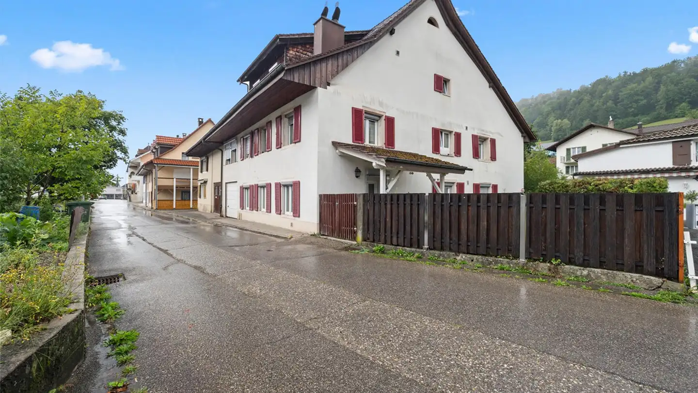 Edificio residenziale in vendita - Dorfweg 22, 4718 Holderbank SO