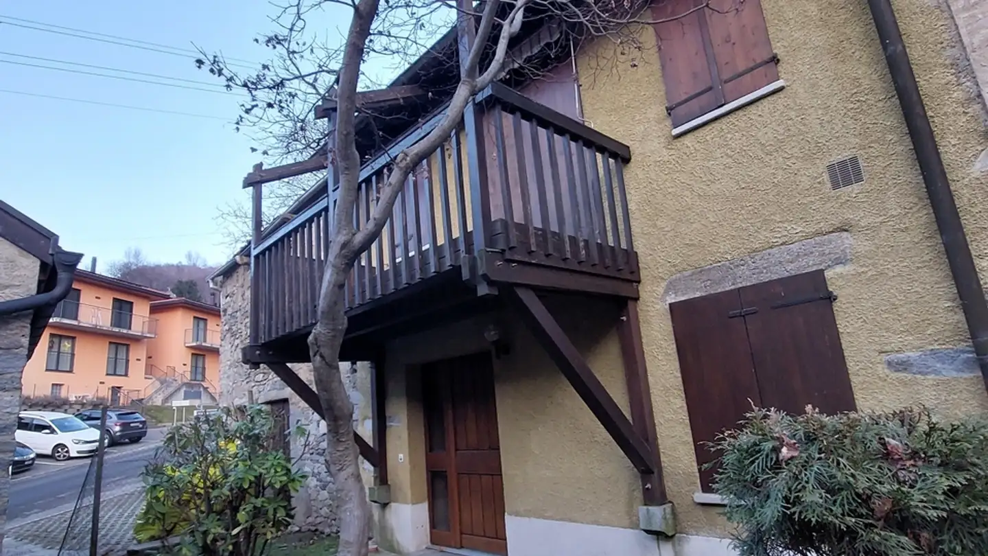 Row house for sale - 6960 Odogno