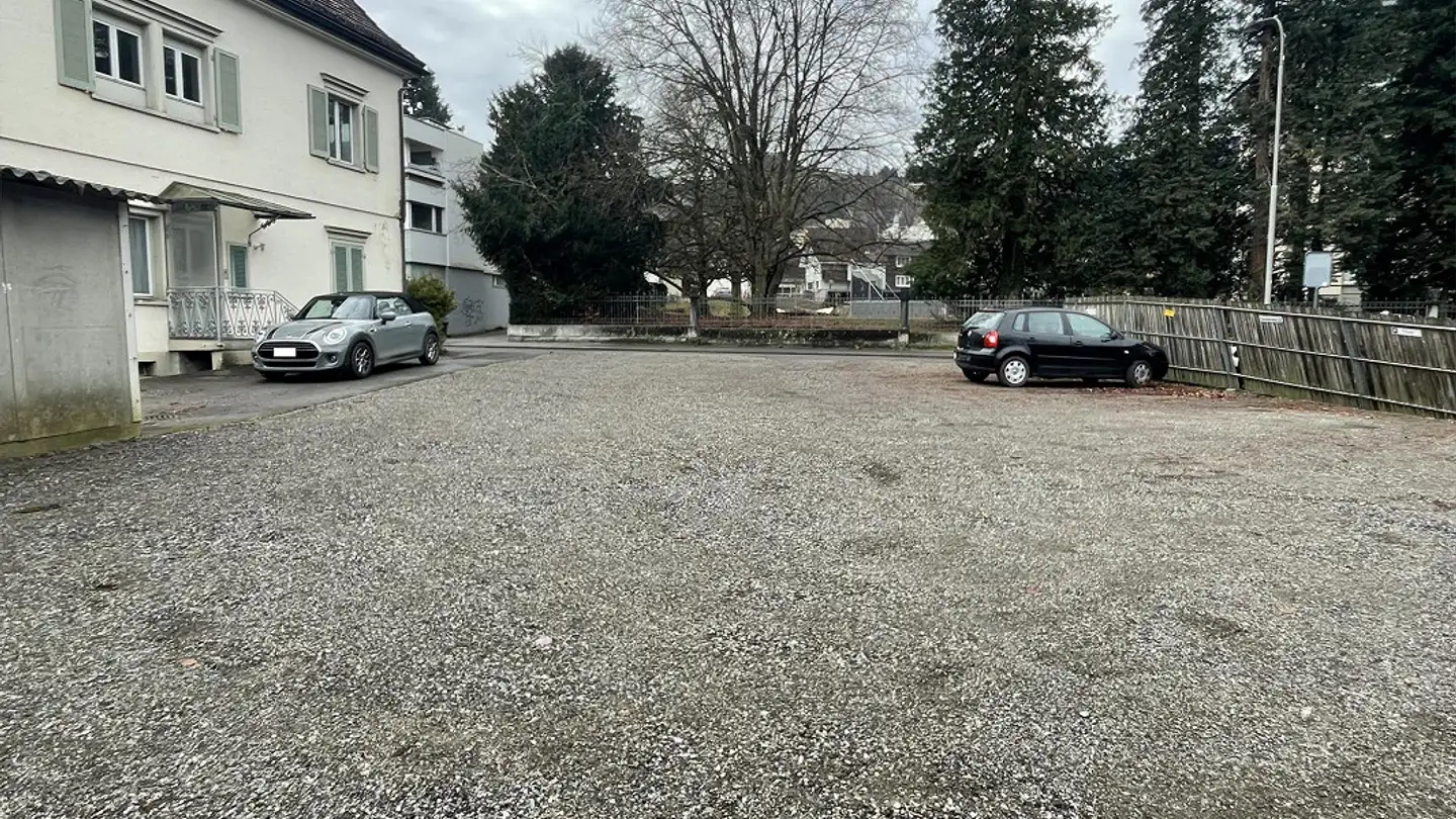 Place de parking extérieure à louer - Heidenerstrasse 12, 9450 Altstätten SG - Photo 2