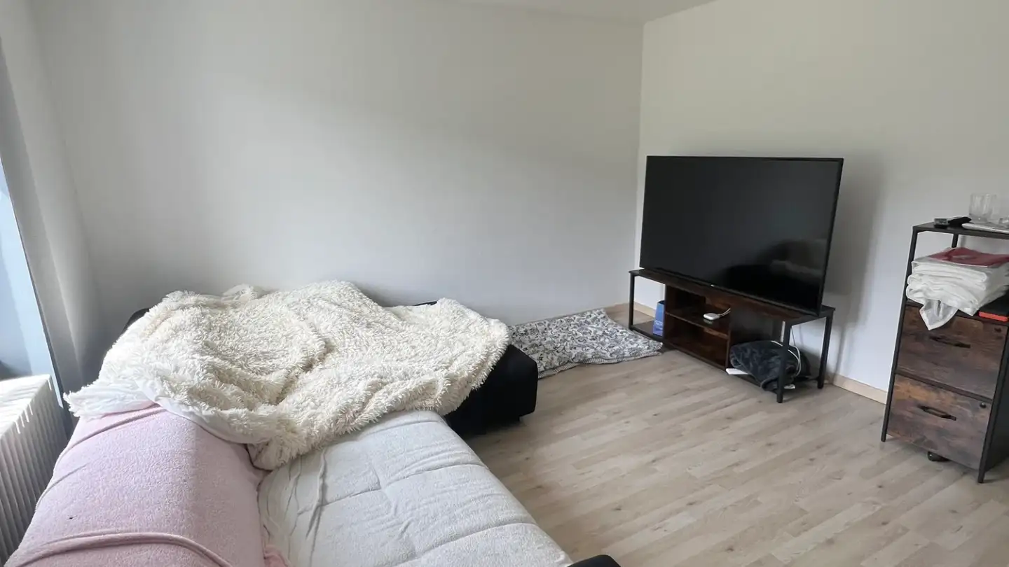 Wohnung mieten - Mont-Des-Verrières, 2126 Les Verrières - Foto 3