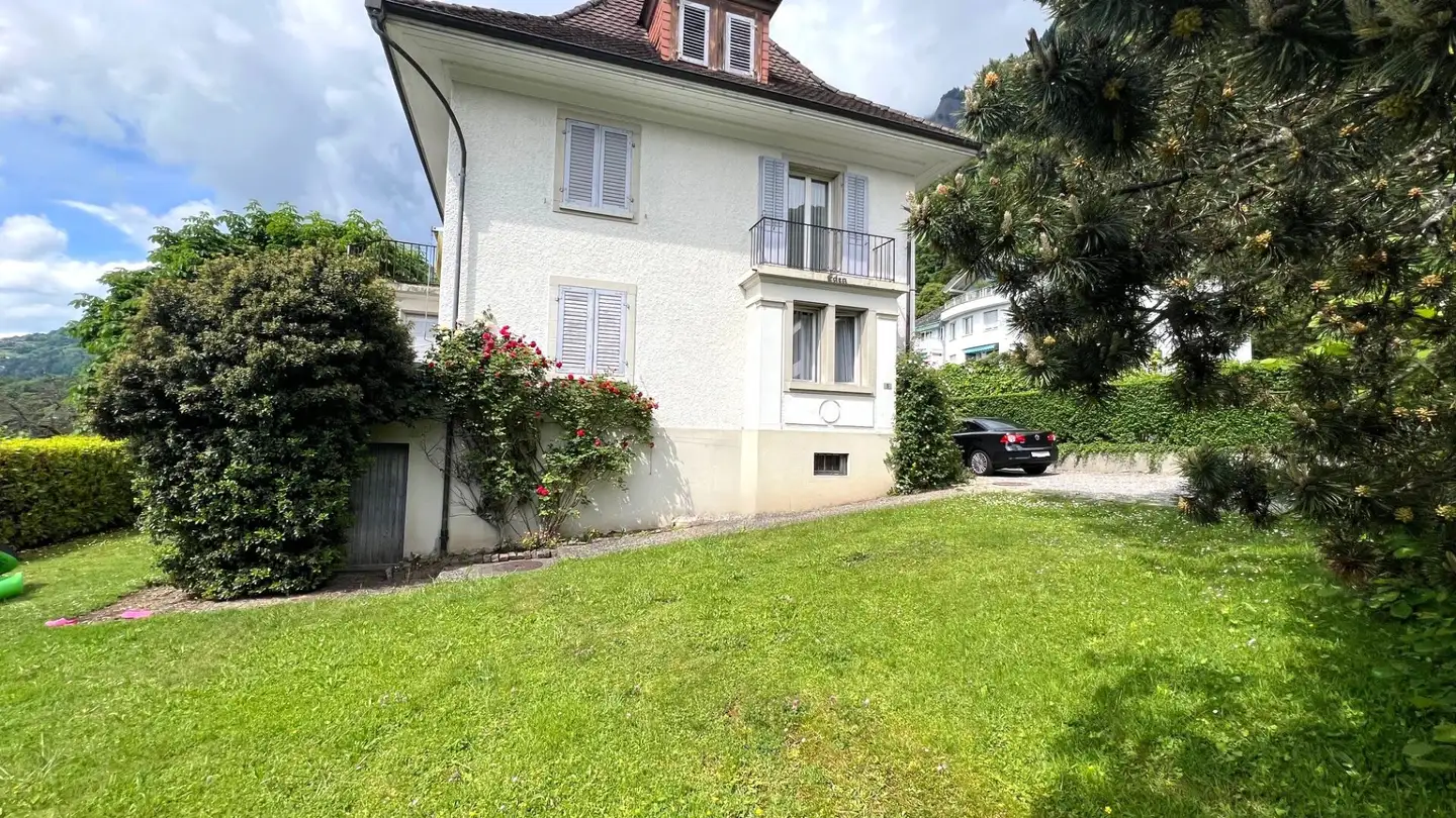 Attic flat for rent - Zihlstrasse, 6354 Vitznau