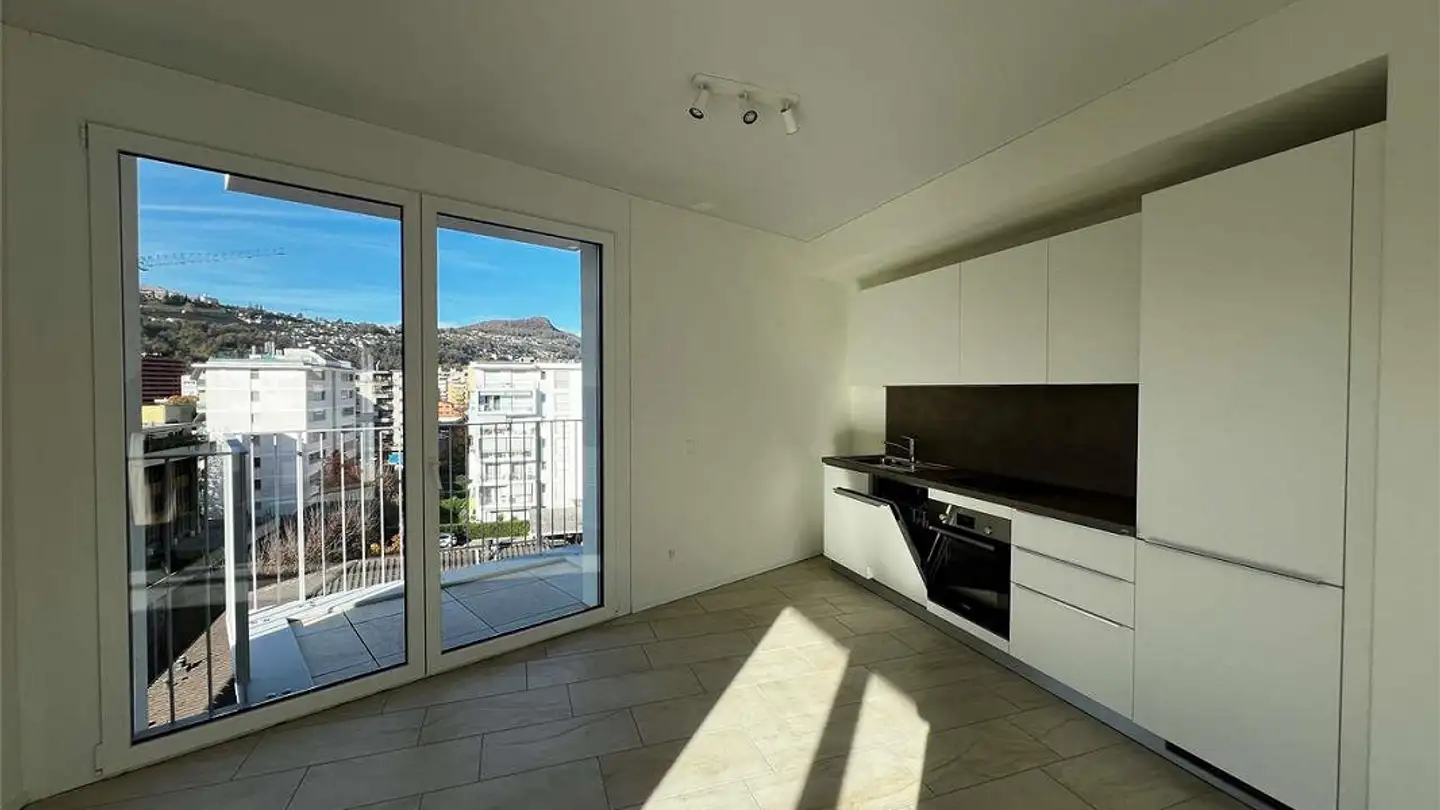 Appartement à louer - Via Luigi Taddei, 6962 Viganello - Photo 2