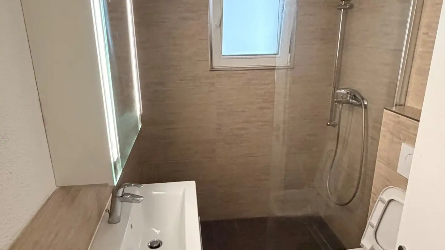 Appartement à louer - Steinerstrasse 6, 8475 Ossingen - Photo 2