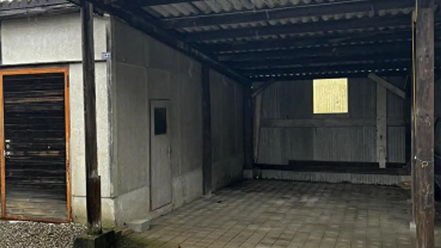 Überdachter Parkplatz mieten - Bernstrasse, 4852 Rothrist - Foto 2