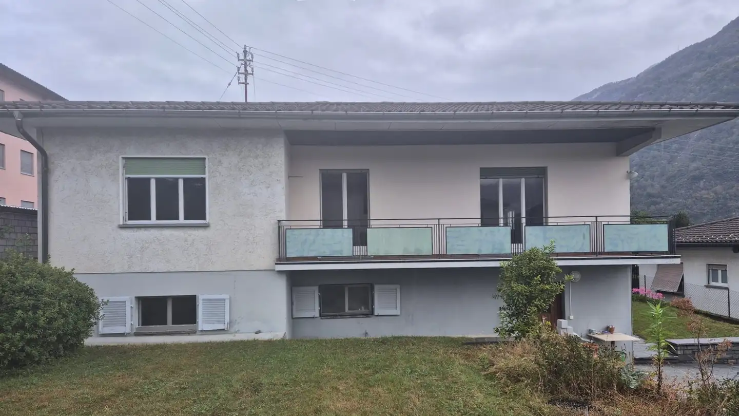 Single house for sale - 6616 Losone