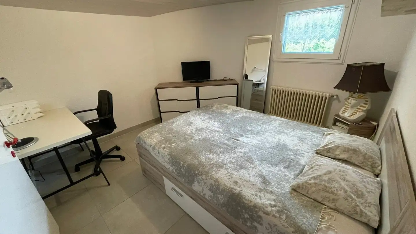 Apartment for rent - 1533 Ménières - Photo 2