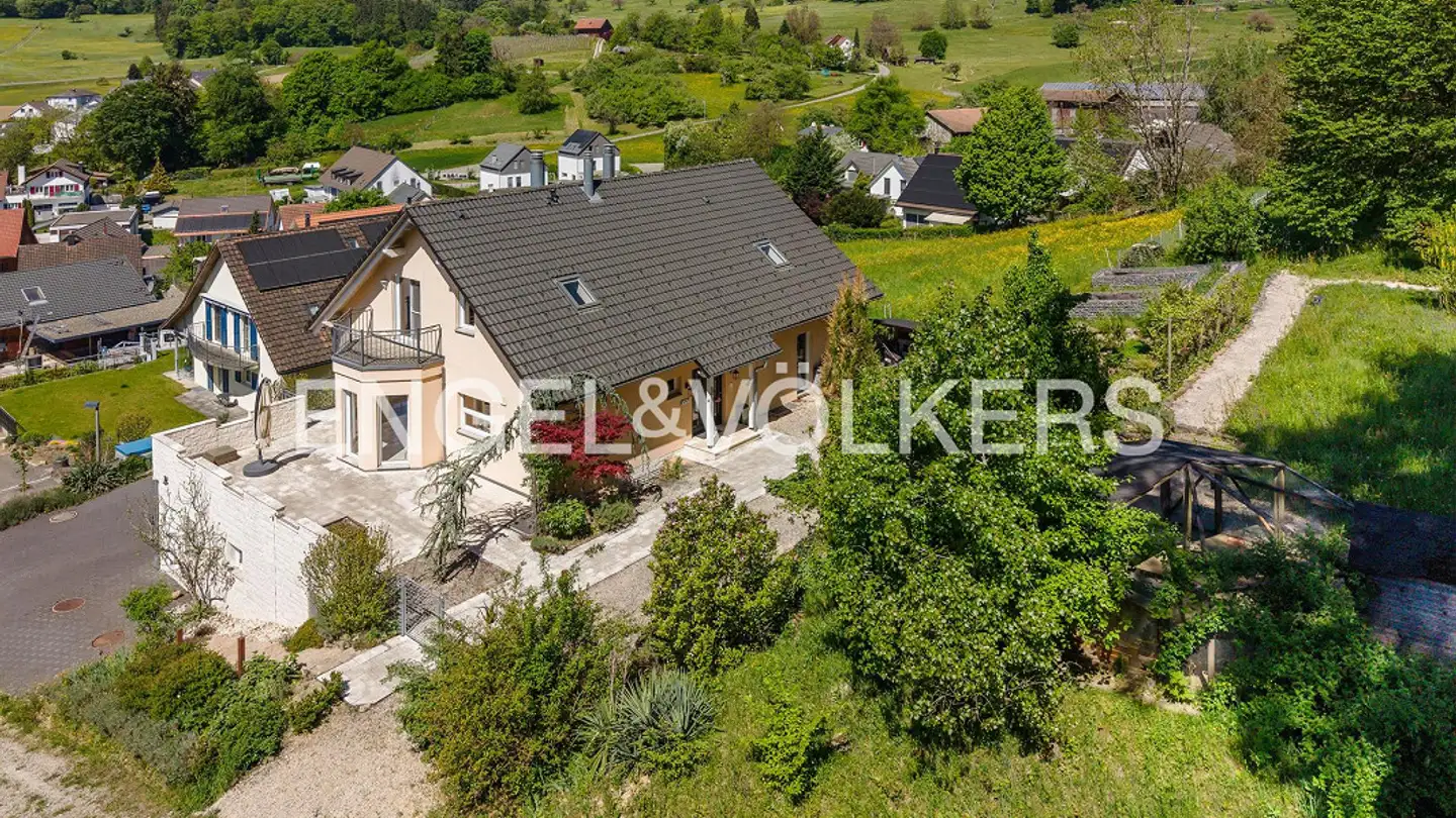 Maison individuelle à vendre - 8194 Hüntwangen