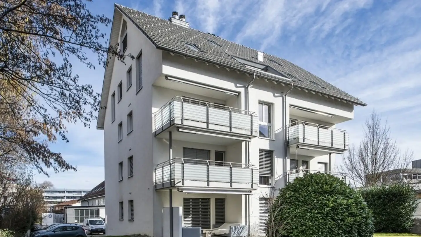 Villa for rent - Fabrikstrasse 2a, 8102 Oberengstringen