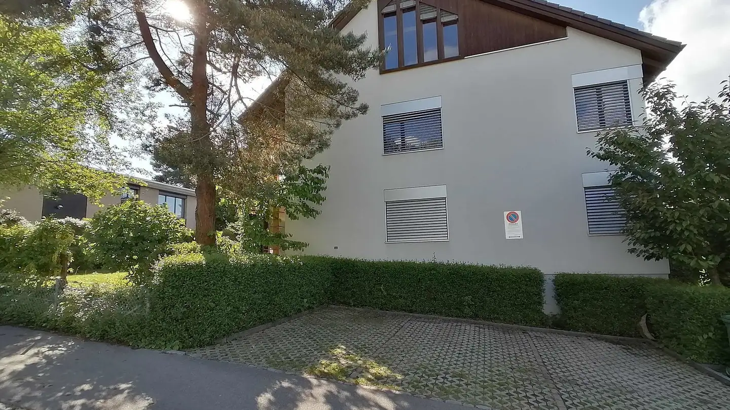 Wohnung mieten - Twäracherstrasse 8, 8118 Pfaffhausen