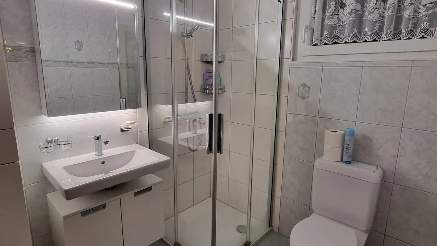 Stanza singola in affitto - Rundeyaweg 17, 3942 Raron - Photo 3