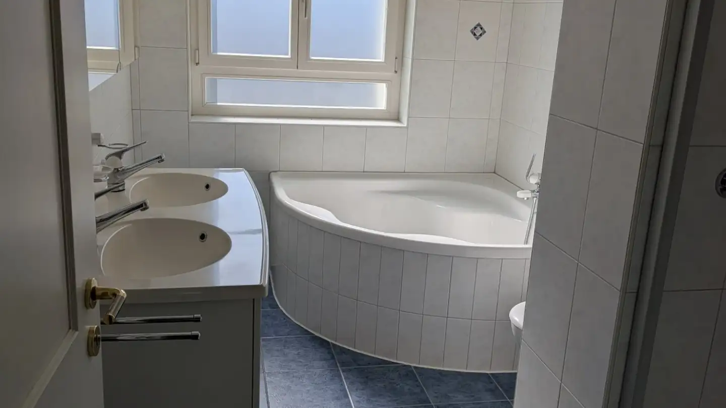 Apartment for rent - Dorfstrasse 45, 1792 Cordast - Photo 4