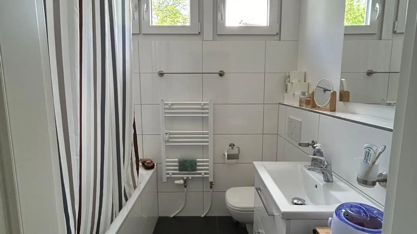 Wohnung mieten - 8212 Neuhausen am Rheinfall - Foto 4