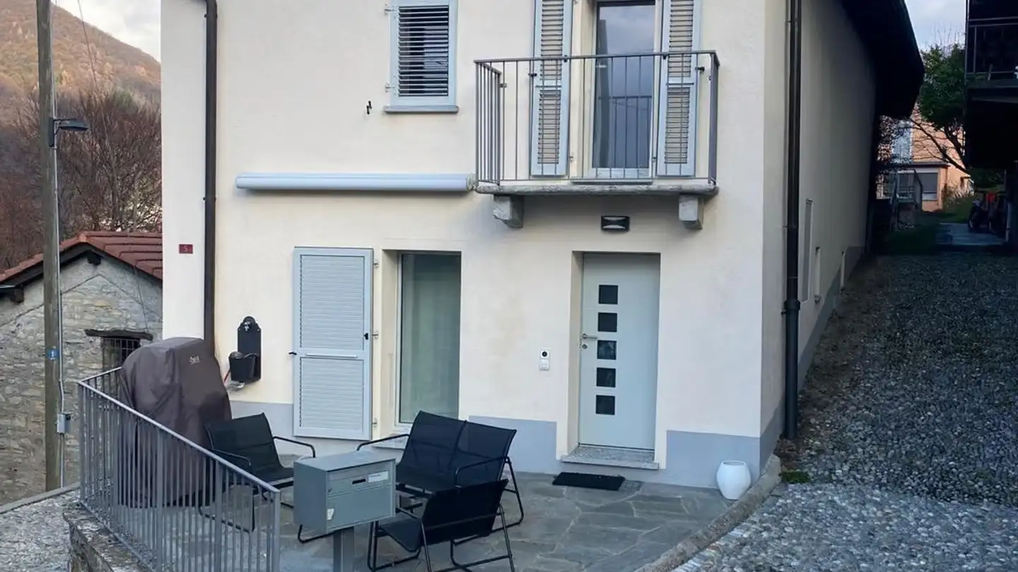 Casa singola in affitto - 6837 Bruzella