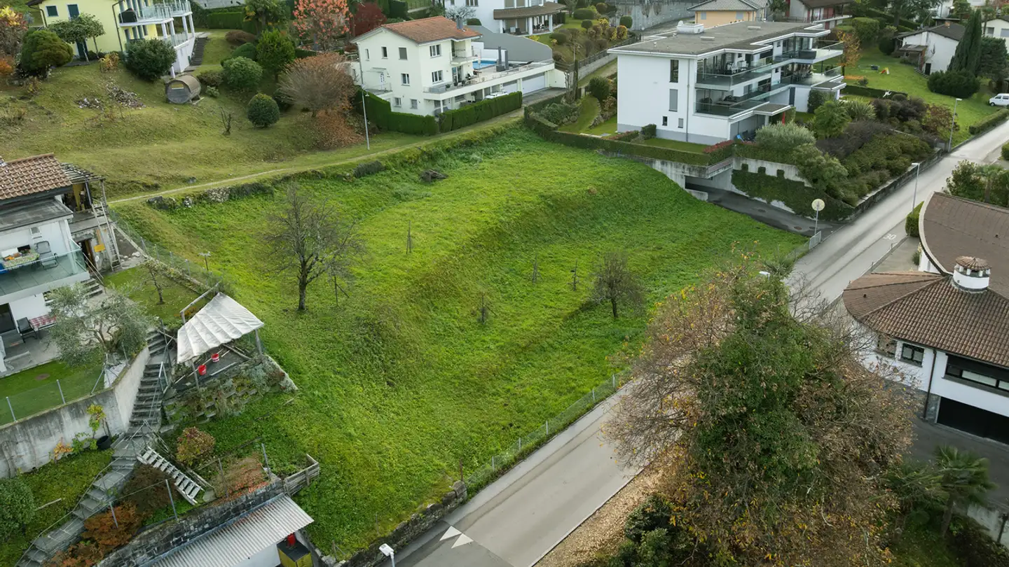 Constructible plot for sale - Via Delle Camelie, 6579 Piazzogna