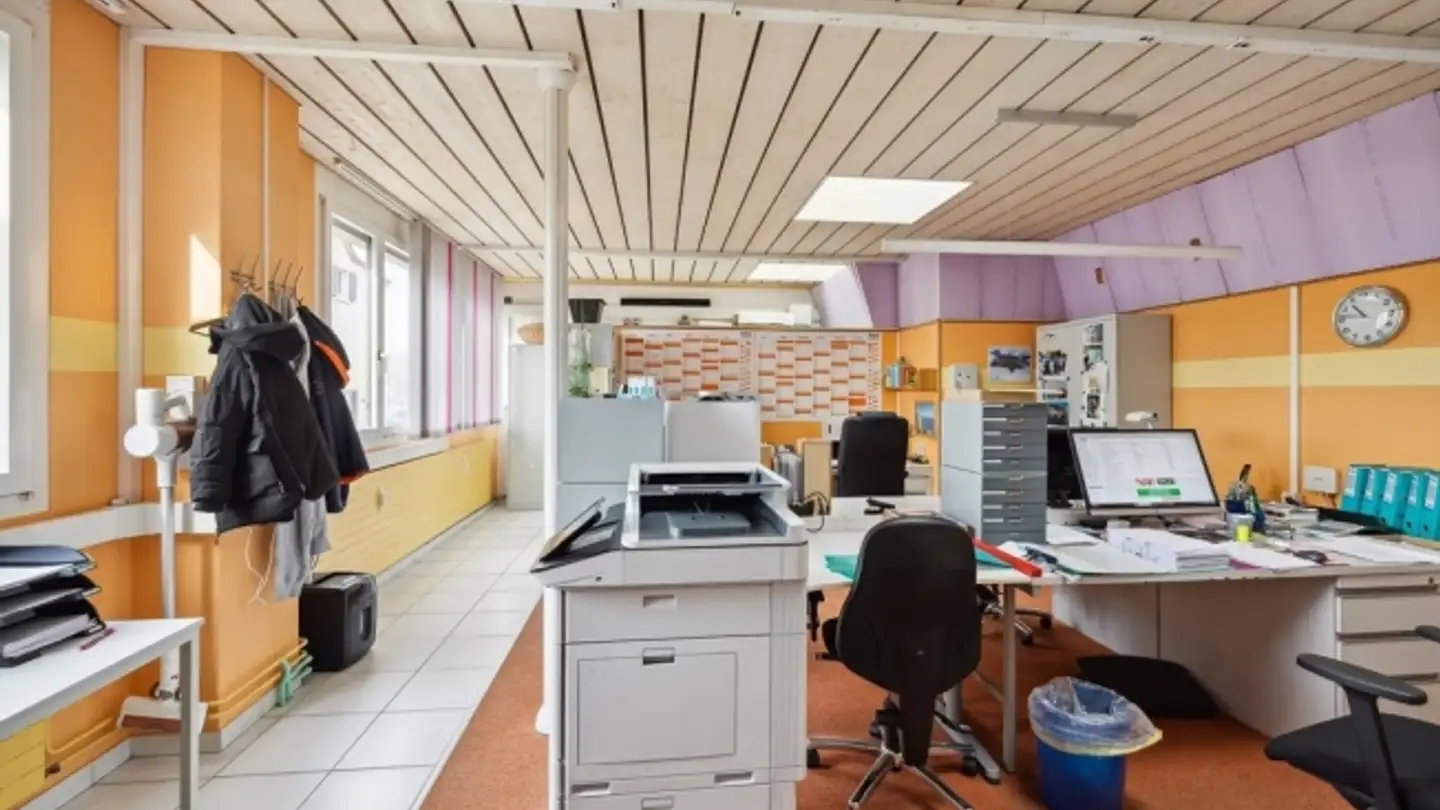 Magasin à louer - Hauptstrasse 52, 4127 Birsfelden