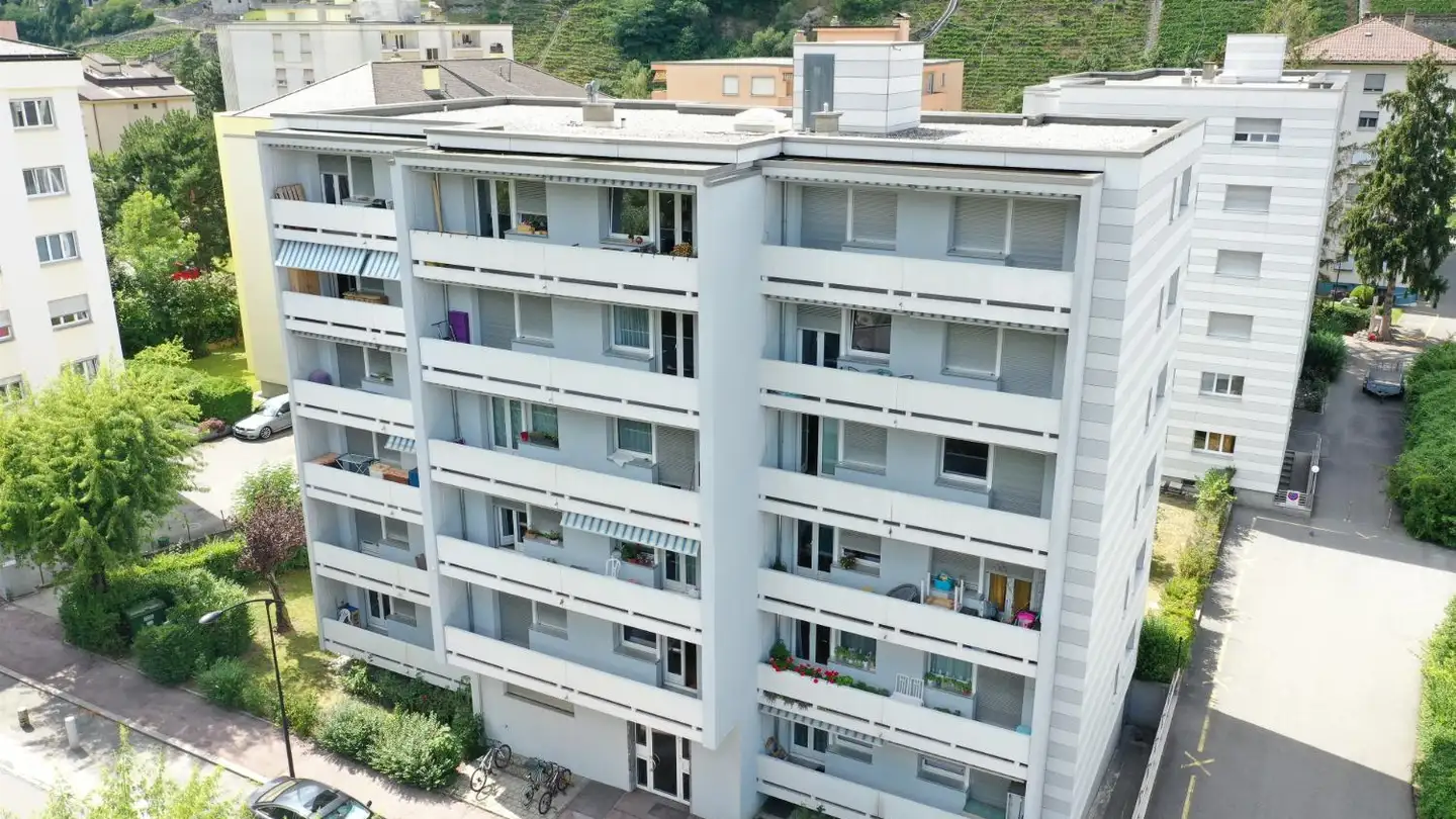 Underground parking space for rent - Avenue de la Fusion 58, 1920 Martigny