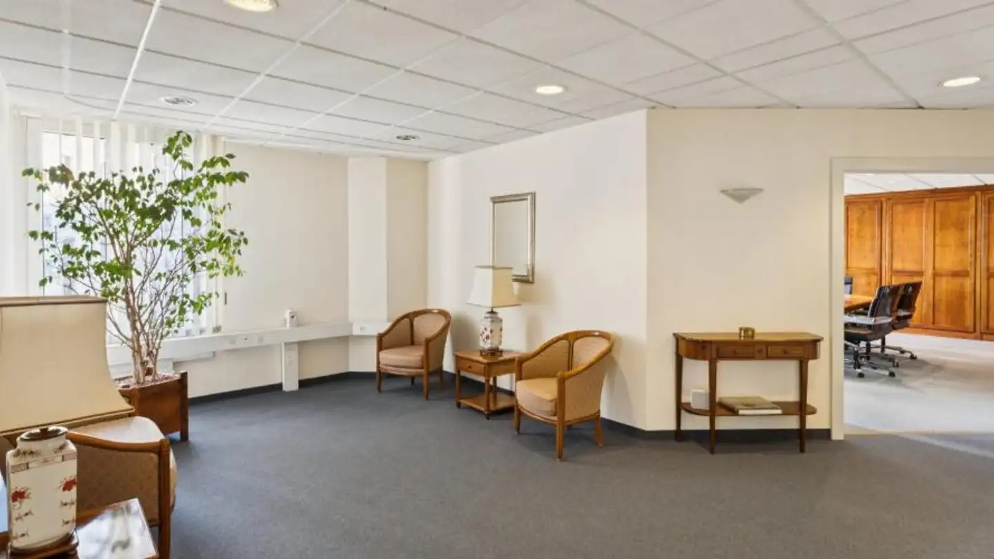 Office space for rent - Place Des Philosophes 18, 1205 Genève - Photo 2