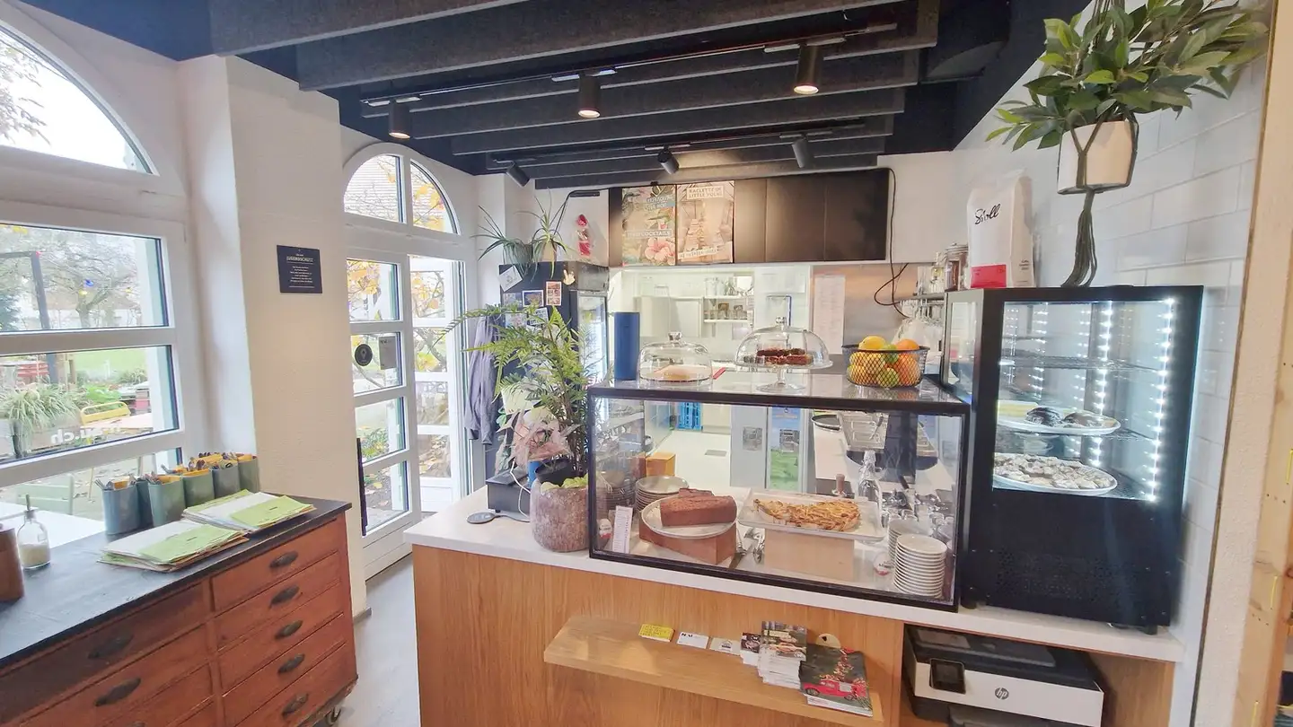 Commercial for rent - In Der Au 1, 8604 Volketswil - Photo 2