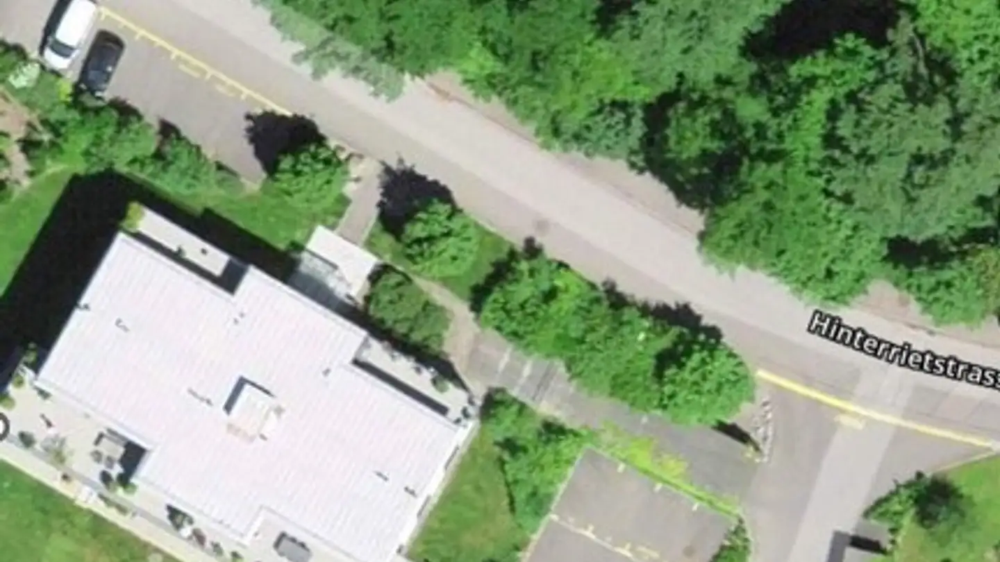 Place de parking extérieure à louer - Hinterrietstrasse 21, 8317 Tagelswangen