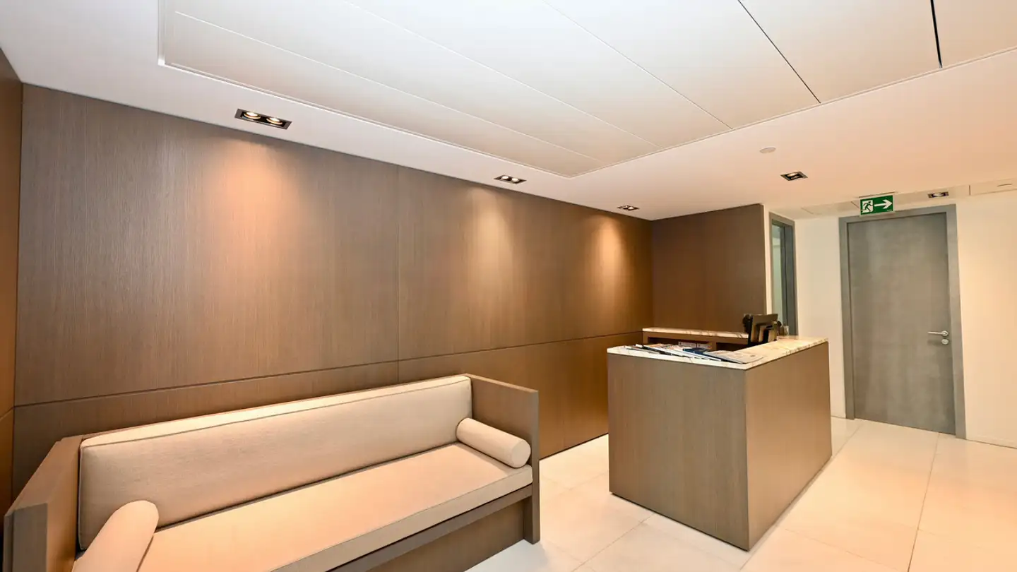 Spazio ufficio in vendita - Riva Paradiso 2, 6900 Paradiso - Photo 2