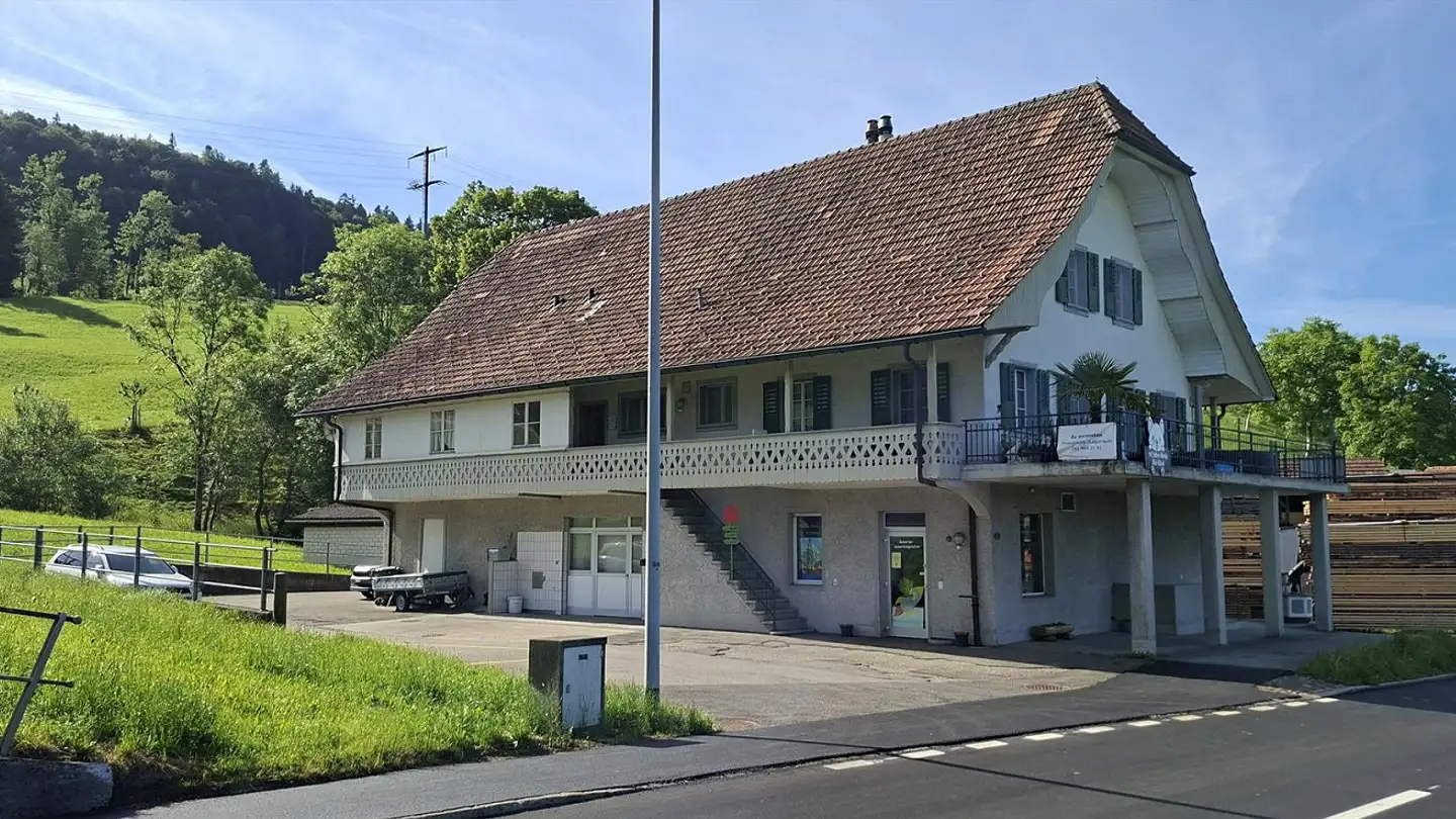 Immeuble mixte à vendre - 6163 Ebnet