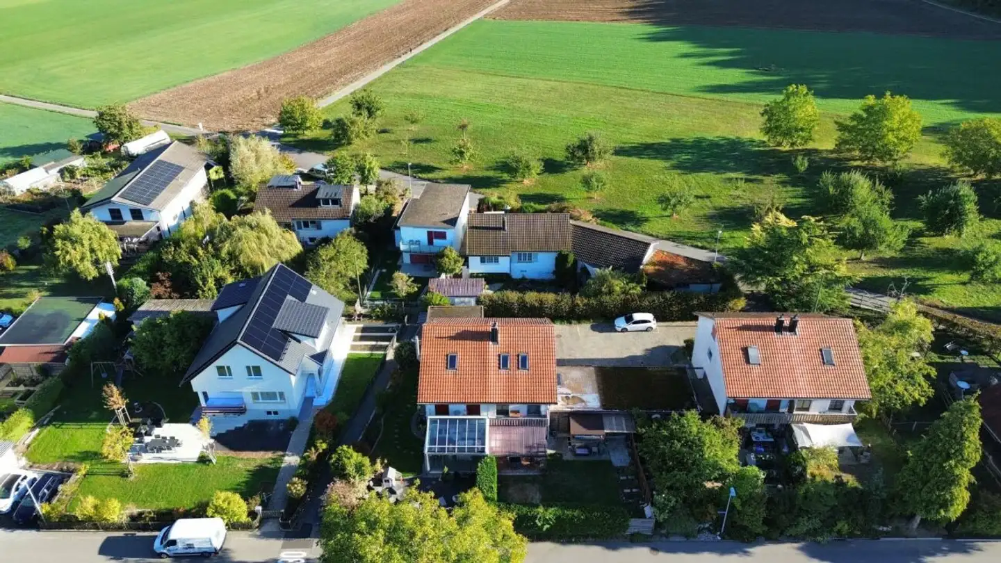 Casa bifamiliare in vendita - 5745 Safenwil
