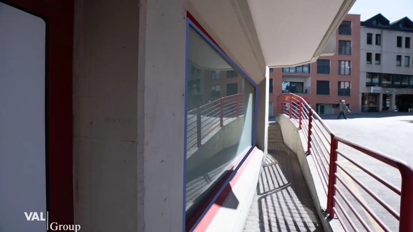 Schaufenster mieten - Rhonesandstrasse 9, 3900 Brig - Foto 3