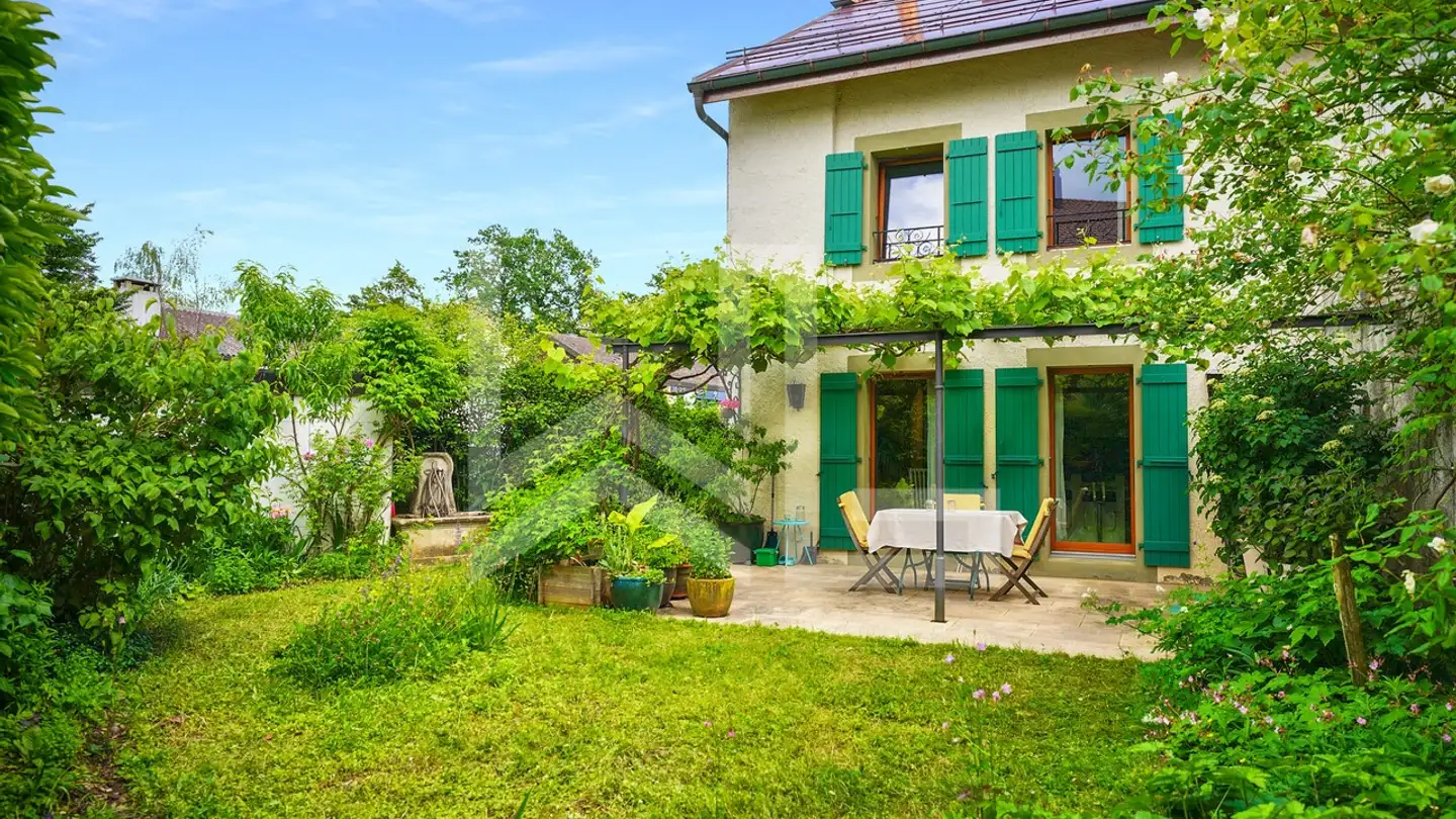 Single house for sale - 1233 Bernex