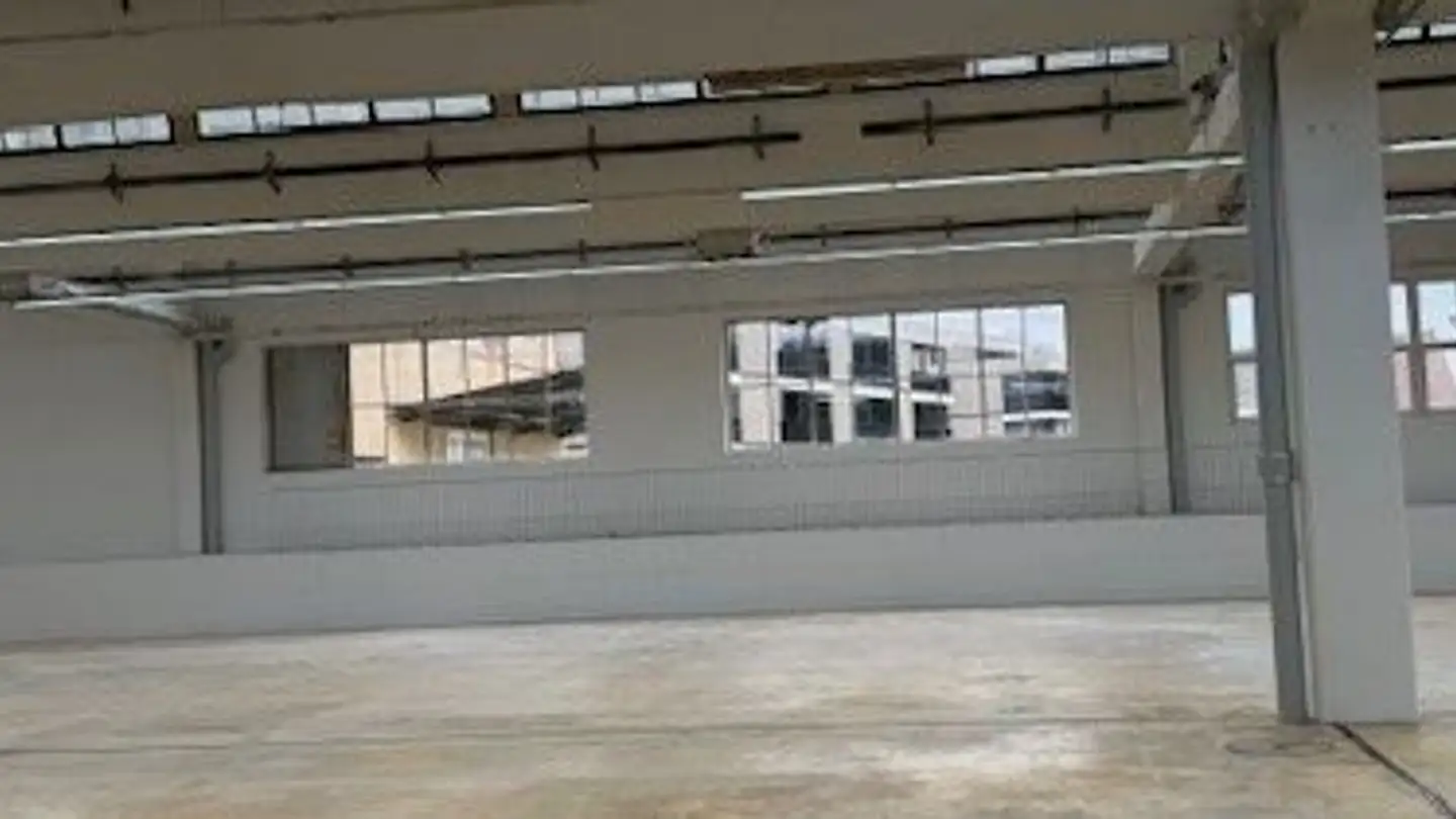 Proprietà industriale in affitto - Lenzburgerstrasse 2, 5702 Niederlenz - Foto 2