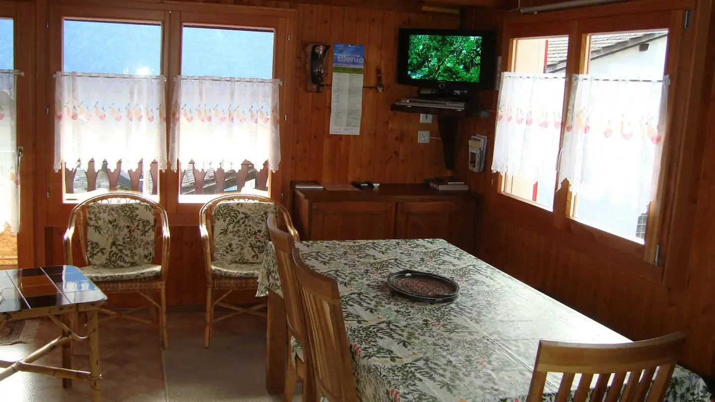 Casa singola in vendita - Via Aurelio Gianora 1, 6716 Leontica - Photo 2