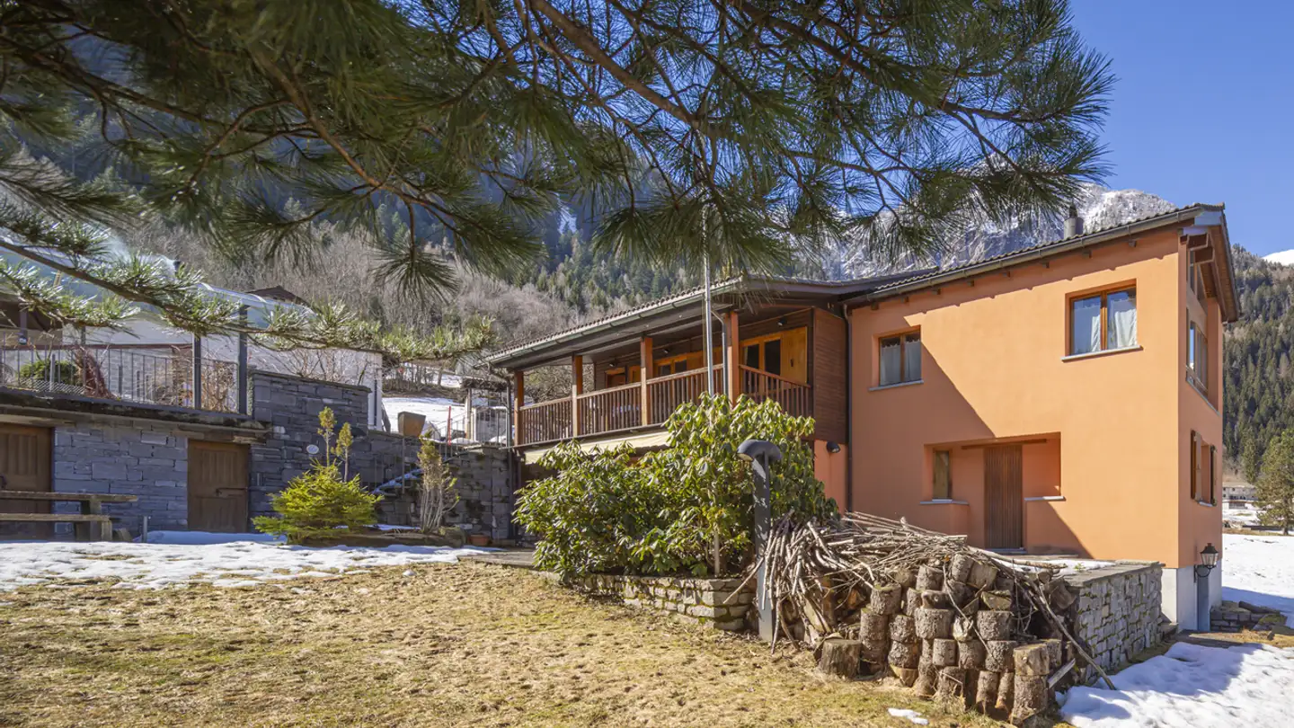 Single house for sale - 6773 Prato (Leventina)